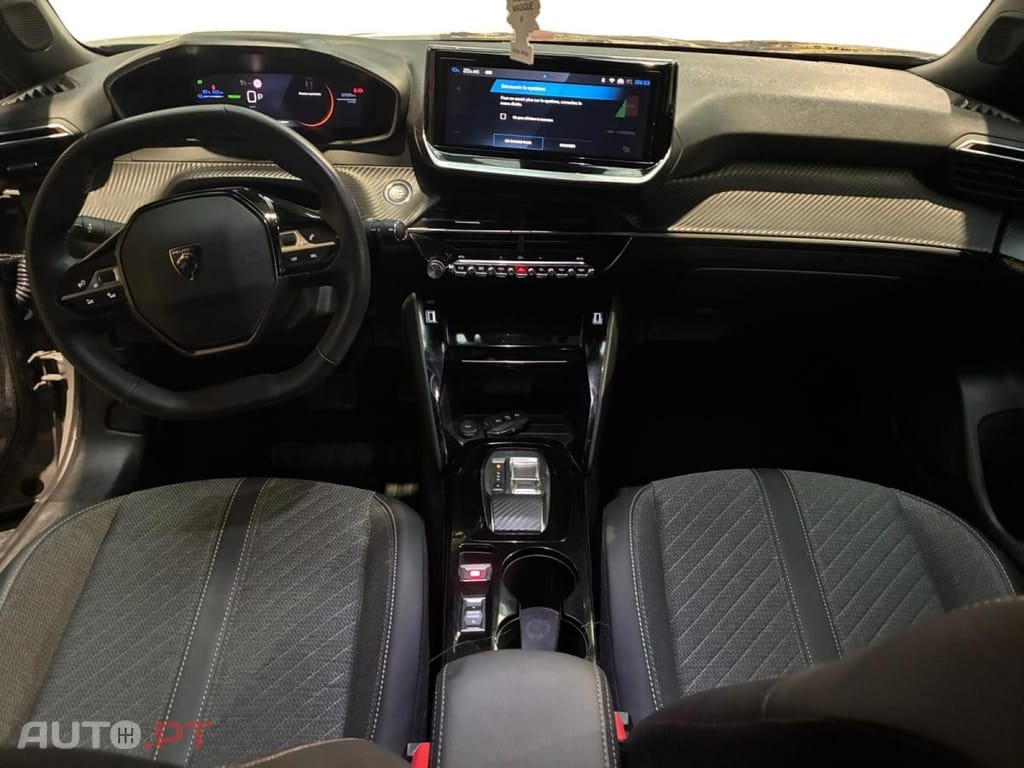 Peugeot E-2008 54 kWh Allure