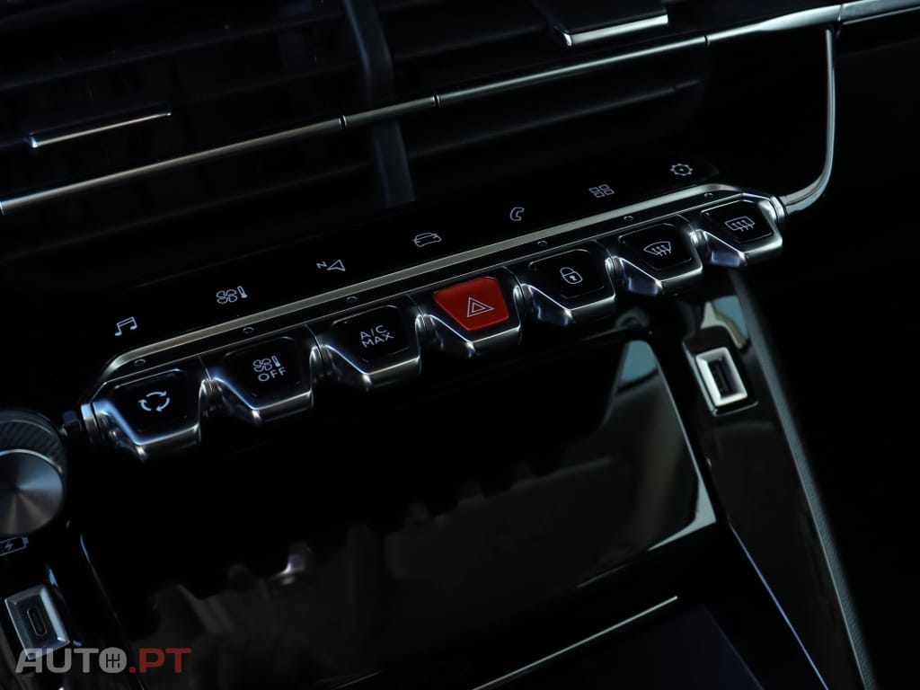Peugeot 2008 1.2 PureTech Allure Pack EAT8