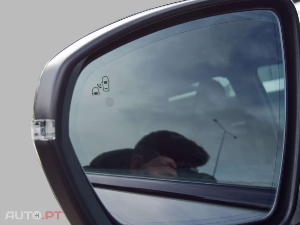 DS DS7 E-Tense Performance Line