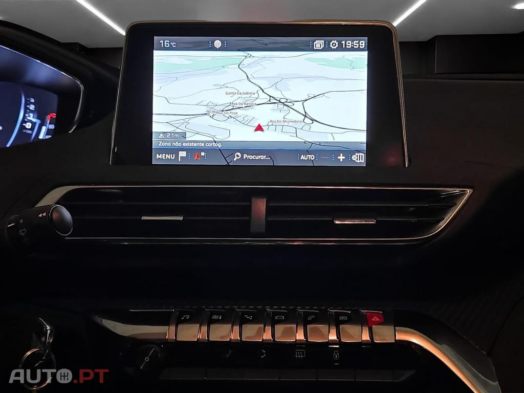 Peugeot 3008 1.5 BlueHDi Allure EAT8