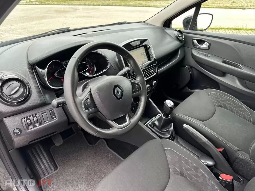 Renault Clio 0.9 TCe Limited Bi-Fuel