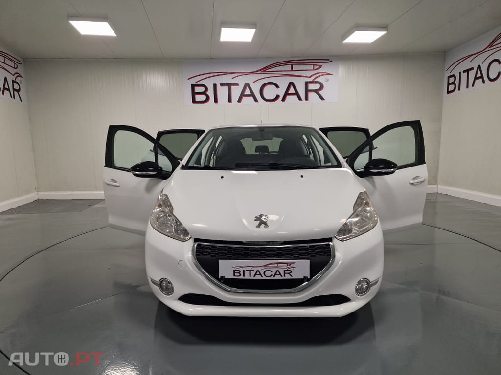 Peugeot 208 1.4 HDi Active