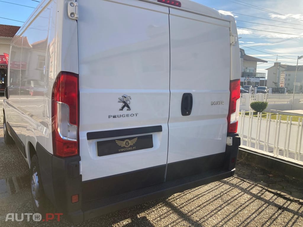 Peugeot Boxer 2.2 BLUEHDI 330 L2H1