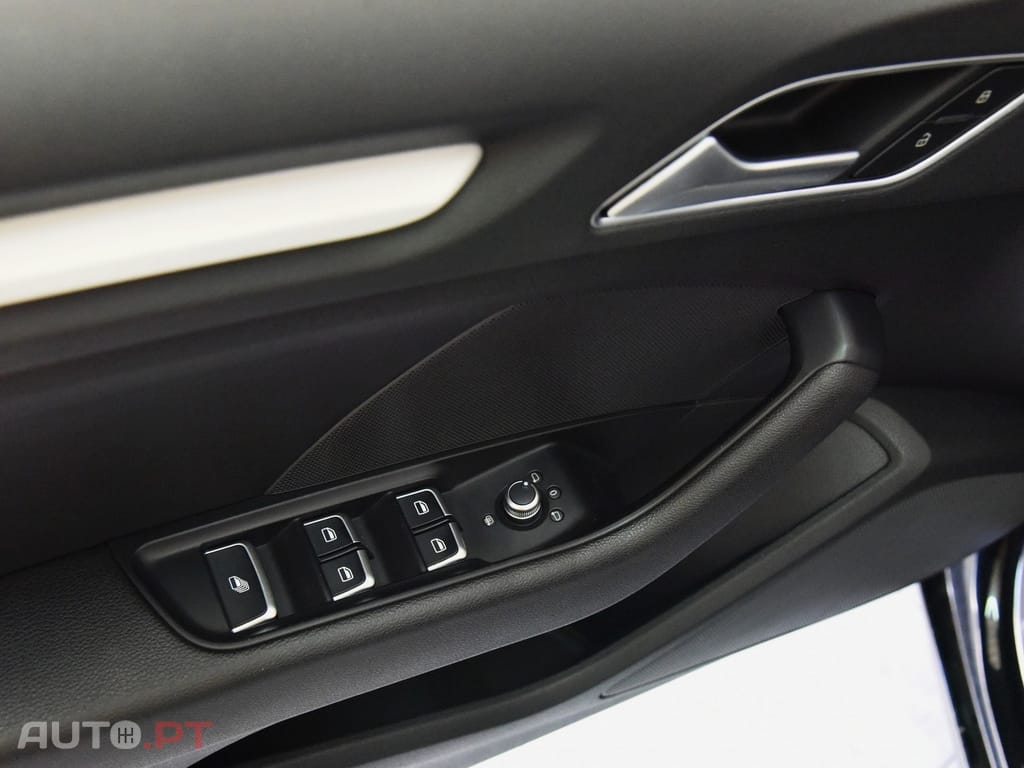 Audi A3 Cabrio 1.6 TDi S-line