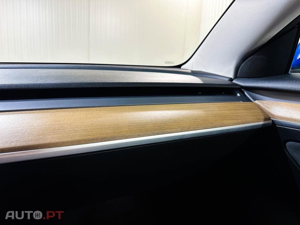 Tesla Model 3 Long Range AWD Dual Motor
