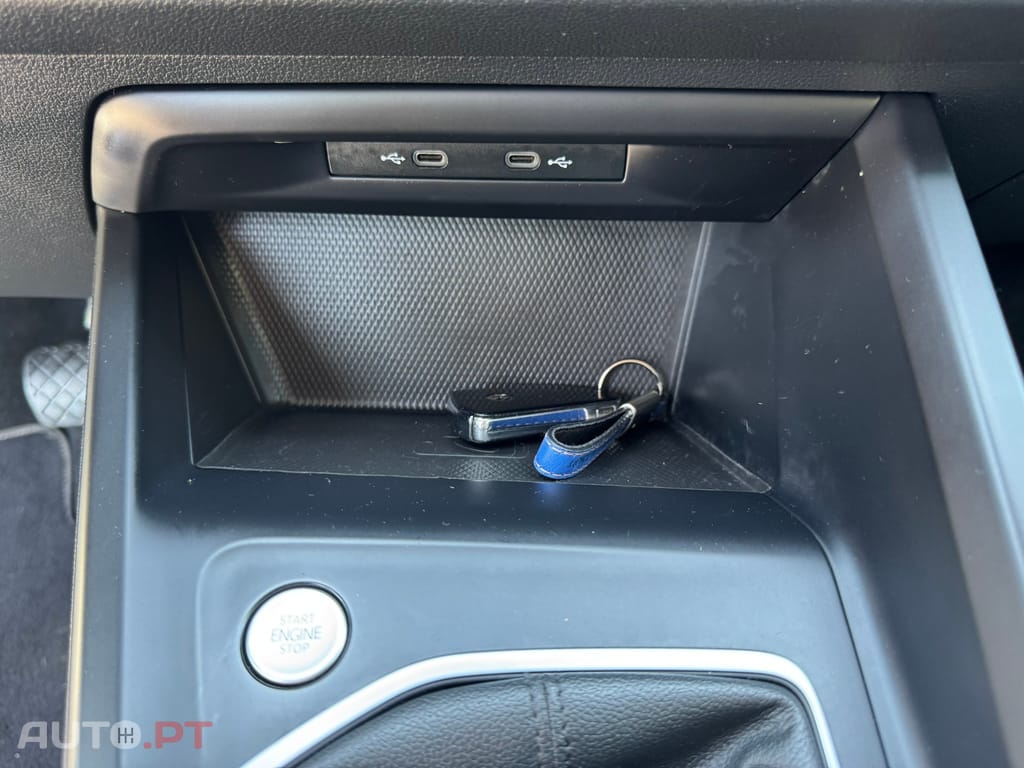 Volkswagen Golf 2.0 TDI Conceptline