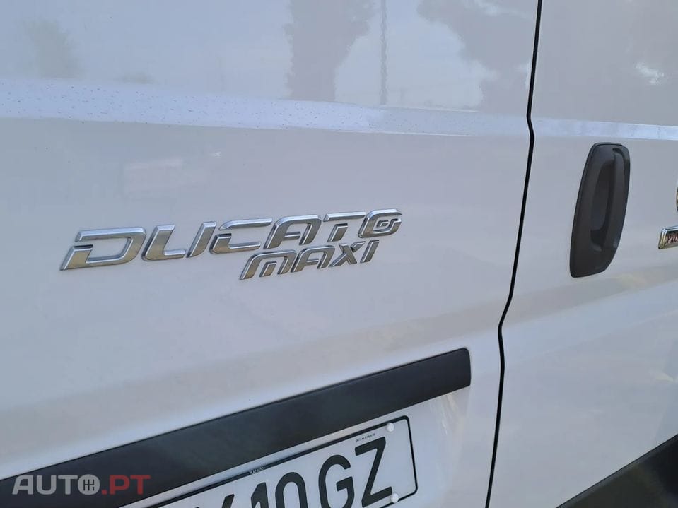 Fiat Ducato DUCATO Maxi 35 XLH3 (17m3) 2.2 Multijet 180cv