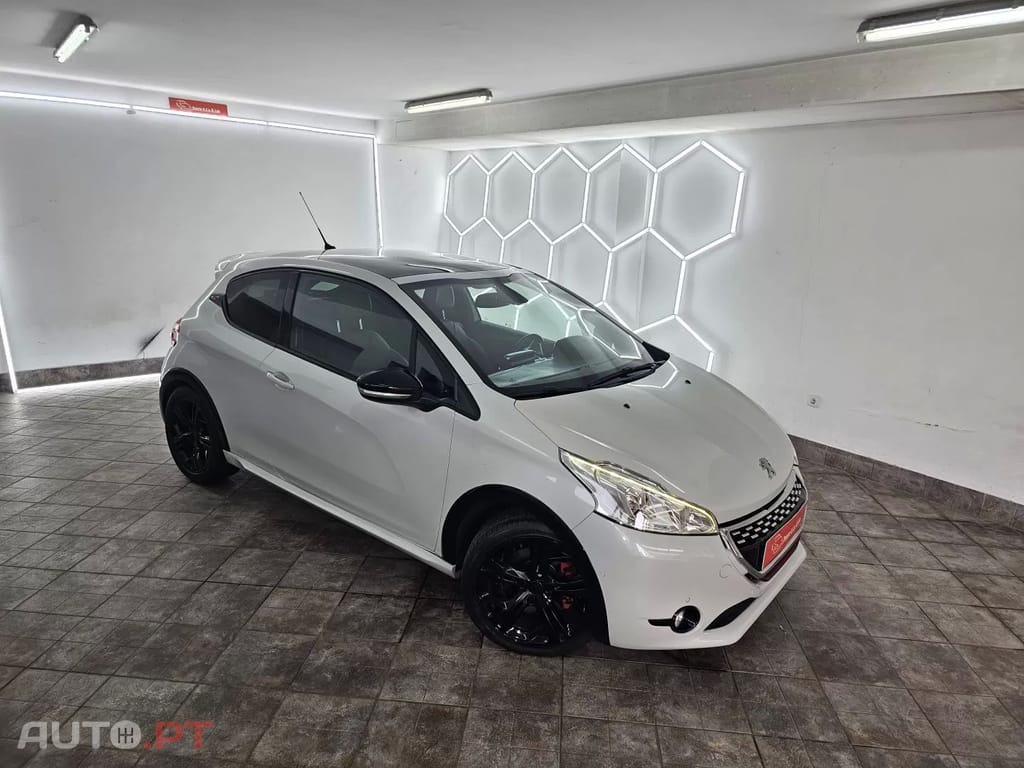 Peugeot 208 GTI 200 THP