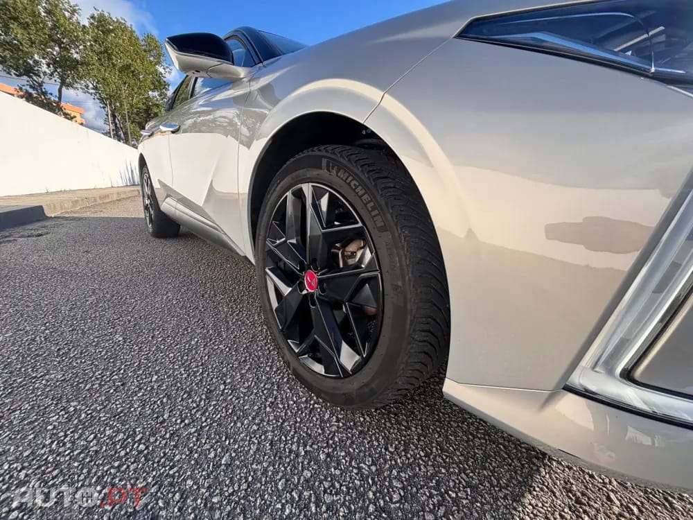 DS DS4 E-Tense Performance Line EAT8