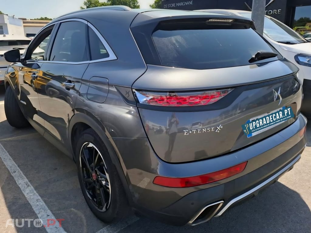 DS DS7 Crossback E-Tense Performance Line EAT8
