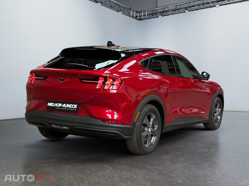Ford Mustang Mach-E Standard Range