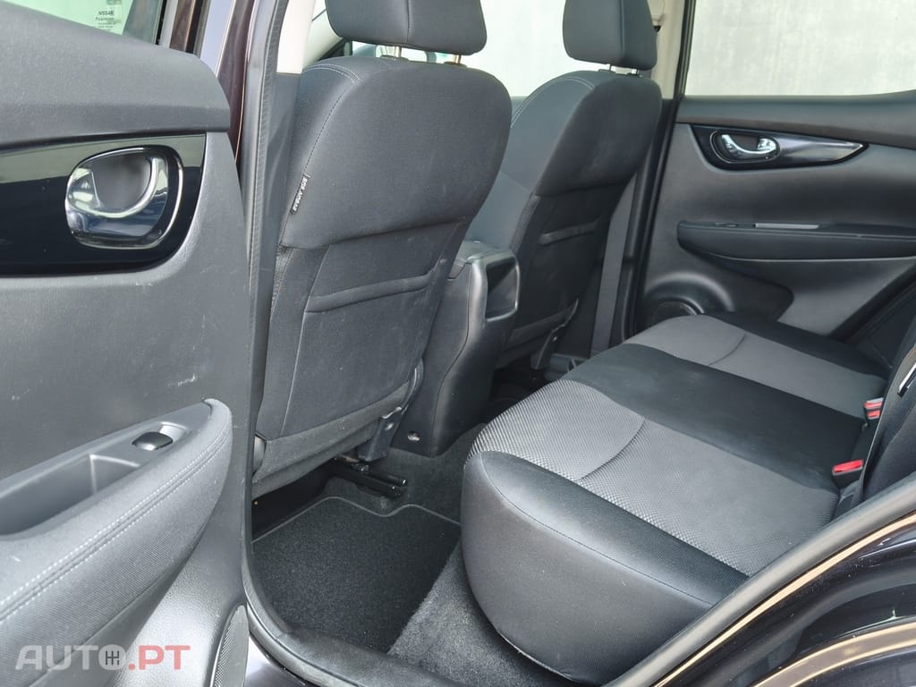 Nissan Qashqai 1.5 dCi N-Connecta