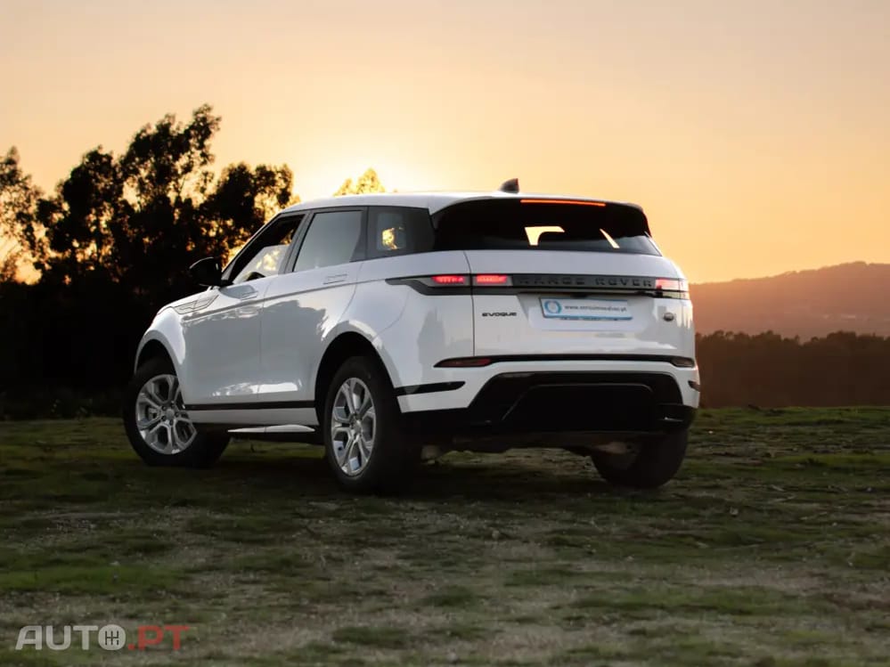 Land Rover Evoque 2.0 D150 AWD R-Dynamic Auto
