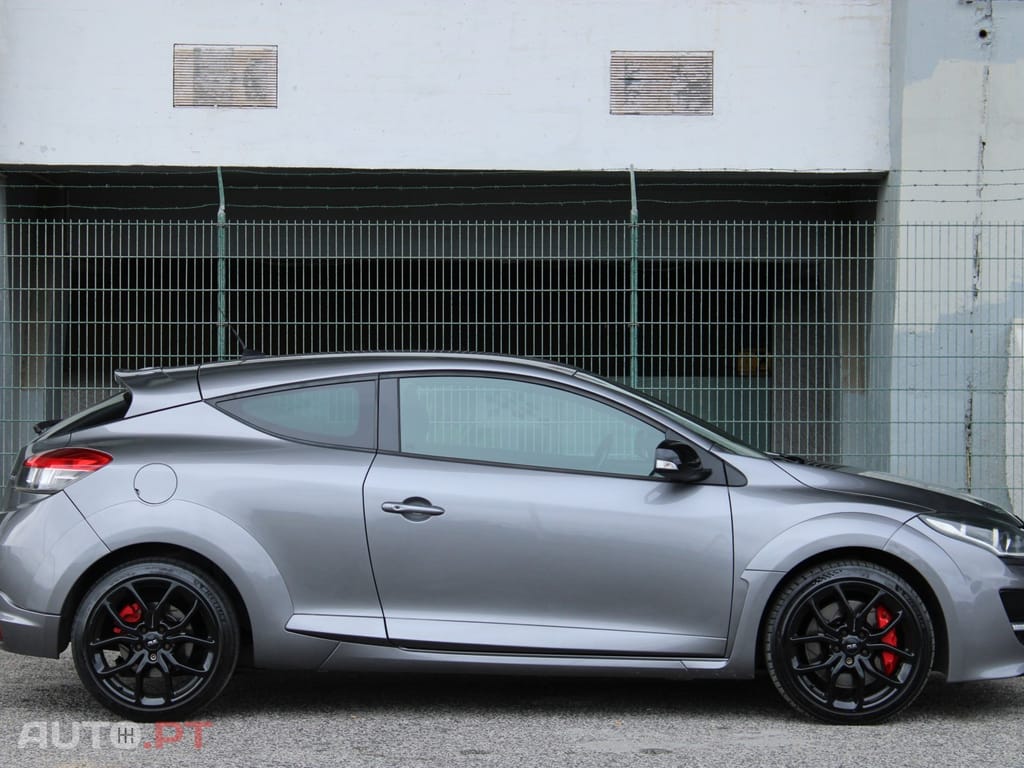 Renault Mégane Coupe RS 265 TCe