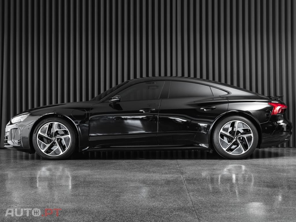 Audi E-Tron GT quattro