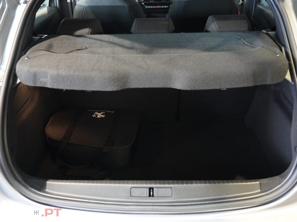 Peugeot E-208 50 kWh Active