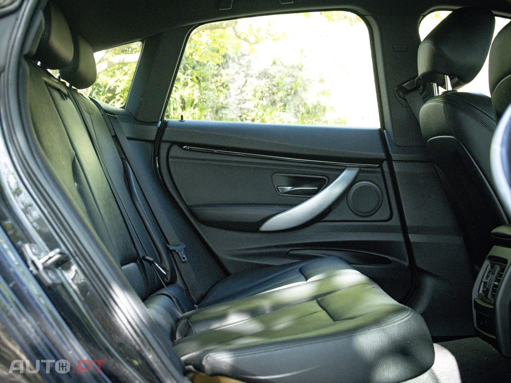 BMW 318 d Touring Auto