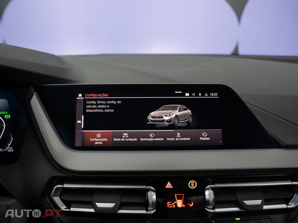 BMW 216 d Pack Desportivo M
