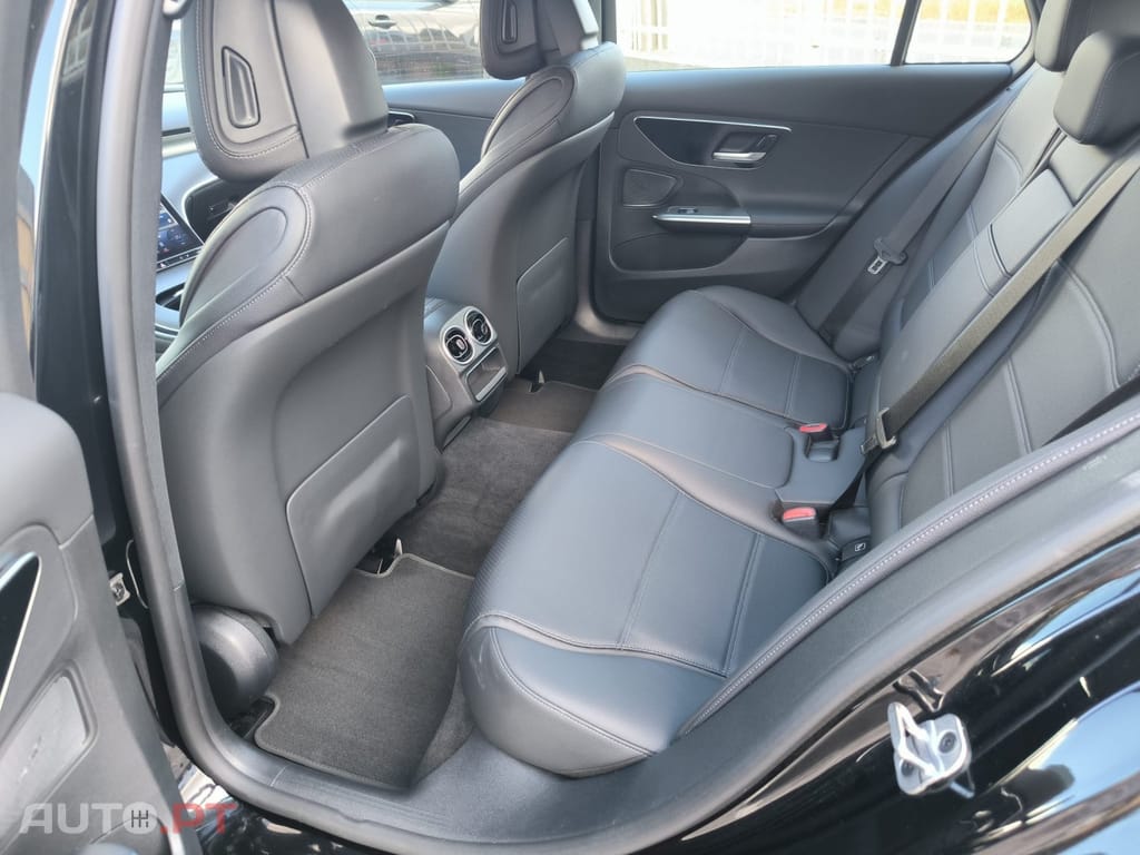 Mercedes-Benz C 300 e T 9G-TRONIC Avantgarde