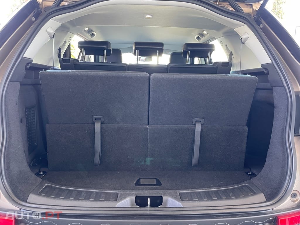 Land Rover Discovery Sport 2.0 TD4 HSE Luxury 7L Auto