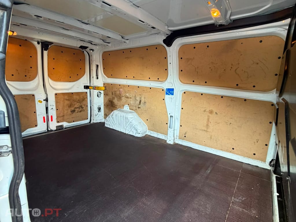 Ford Transit Custom LONGA