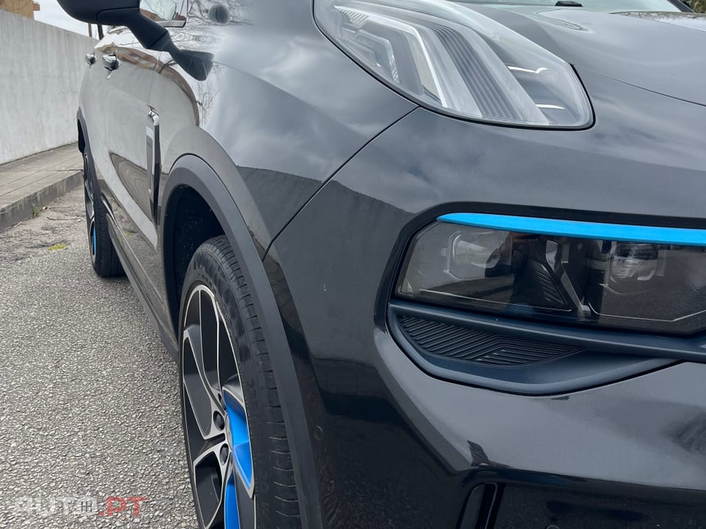 Lynk & Co 01 O1