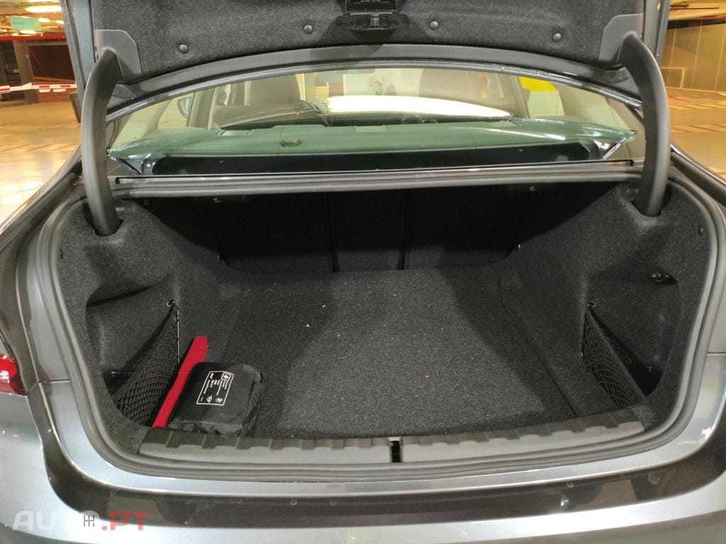 BMW 320 d Auto