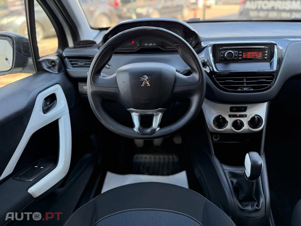 Peugeot 208 1.4 HDi