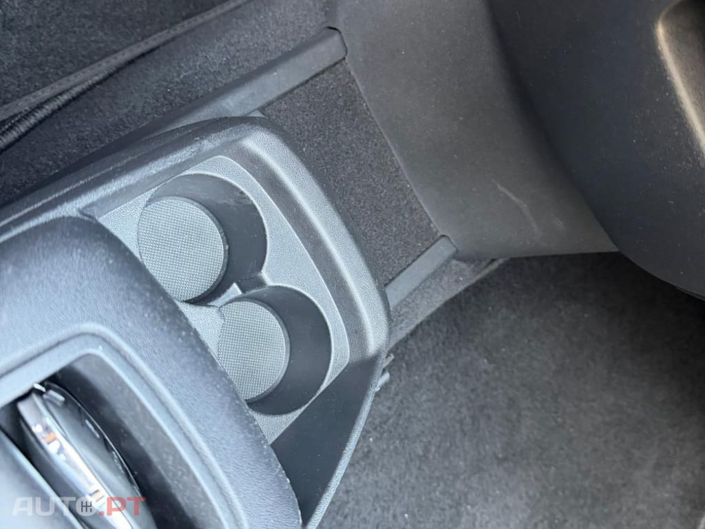 Citroen C4 SpaceTourer  1.2 Shinne EAT6