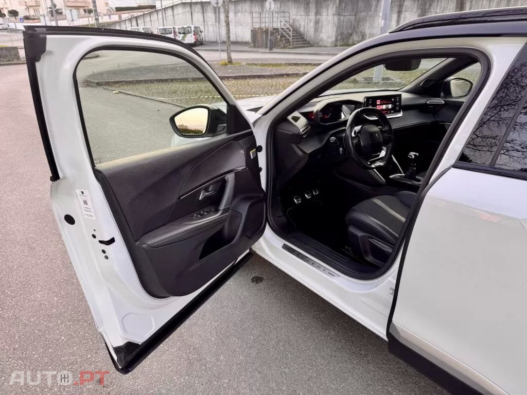 Peugeot 2008 1.2 PureTech GT Line
