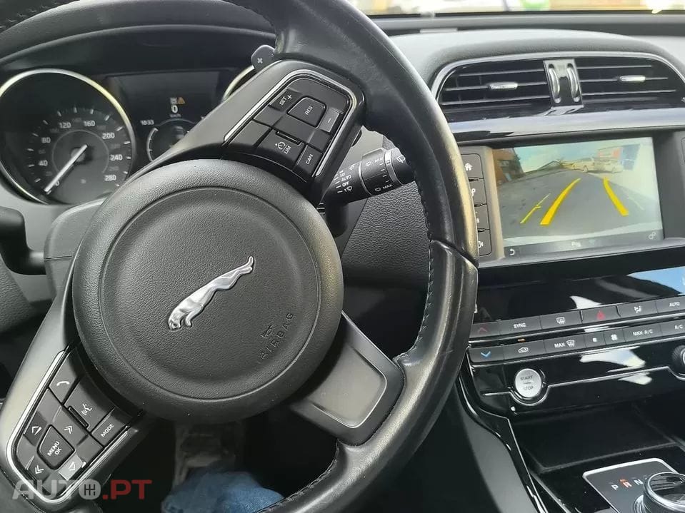 Jaguar XE 2.0 D Pure Aut.