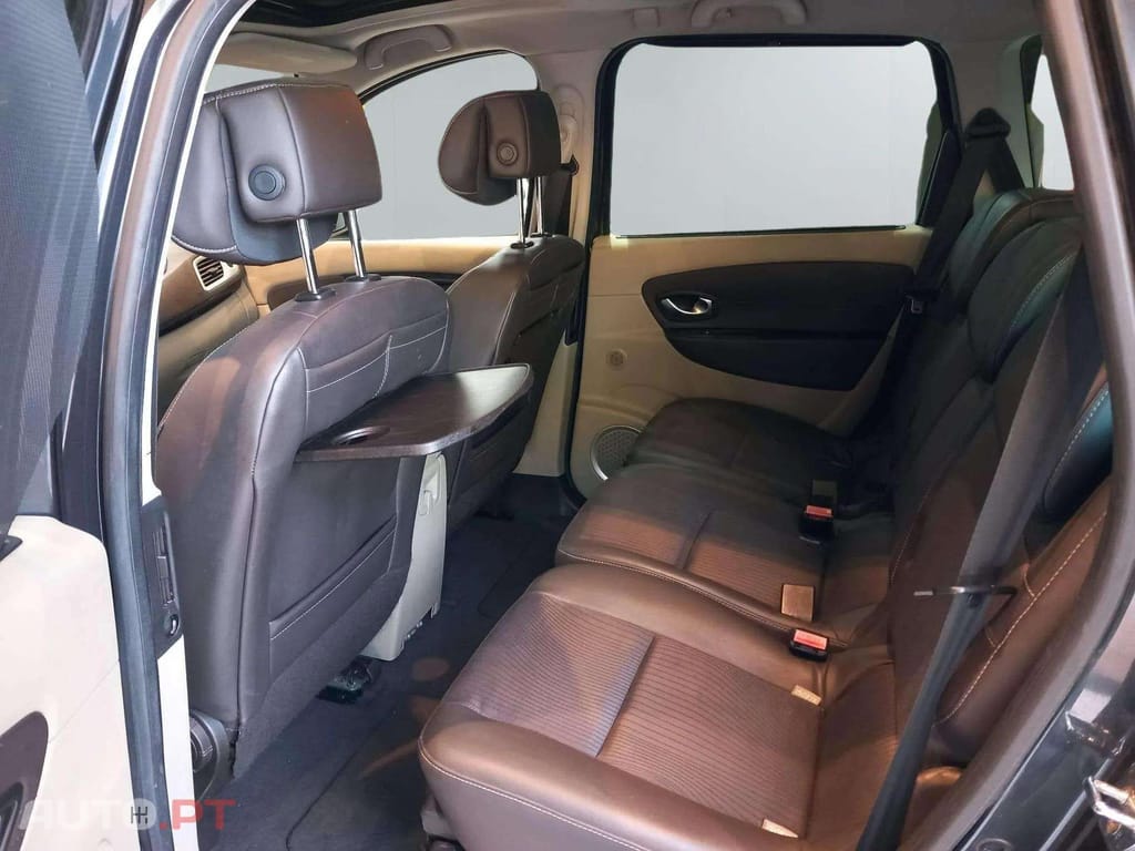 Renault Mégane Scenic 1.5 dci 110cv 