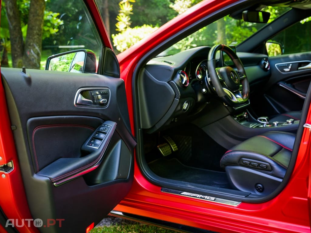 Mercedes-Benz A 45 AMG 4-Matic