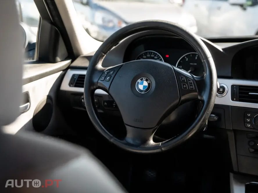 BMW 320 d Exclusive Touring