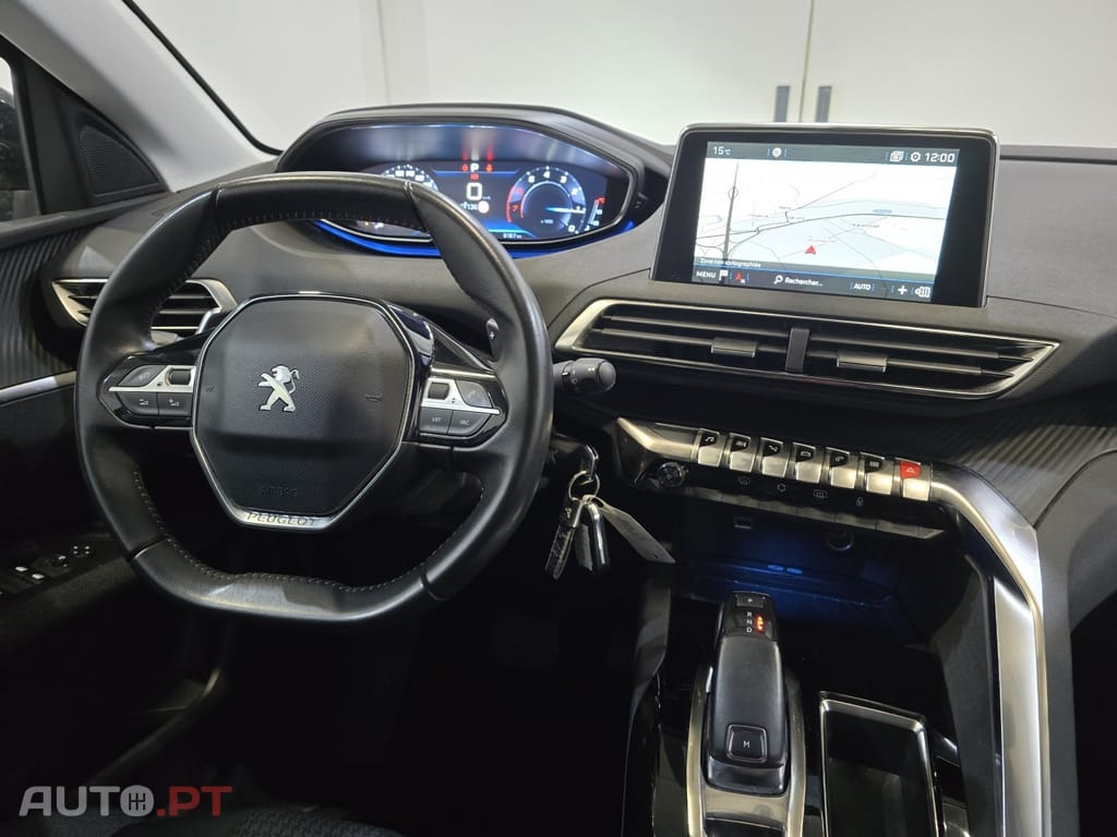 Peugeot 3008 1.2 PureTech I-Cockpit Navi EAT8