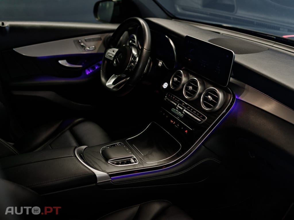 Mercedes-Benz GLC 300 de 4Matic 9G-TRONIC
