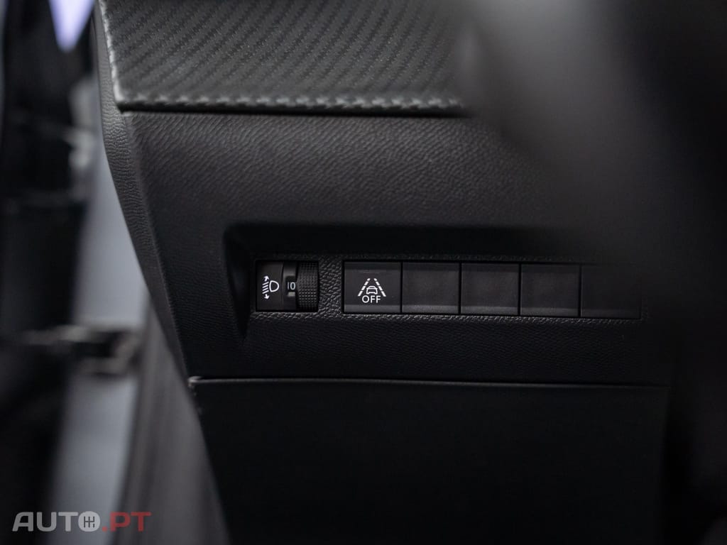 Peugeot E-208 50 kWh Active Pack