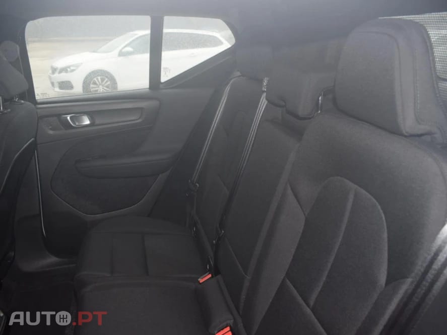 Volvo XC40 2.0 D3 Momentum
