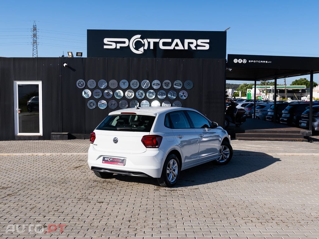 Volkswagen Polo 1.0 Confortline