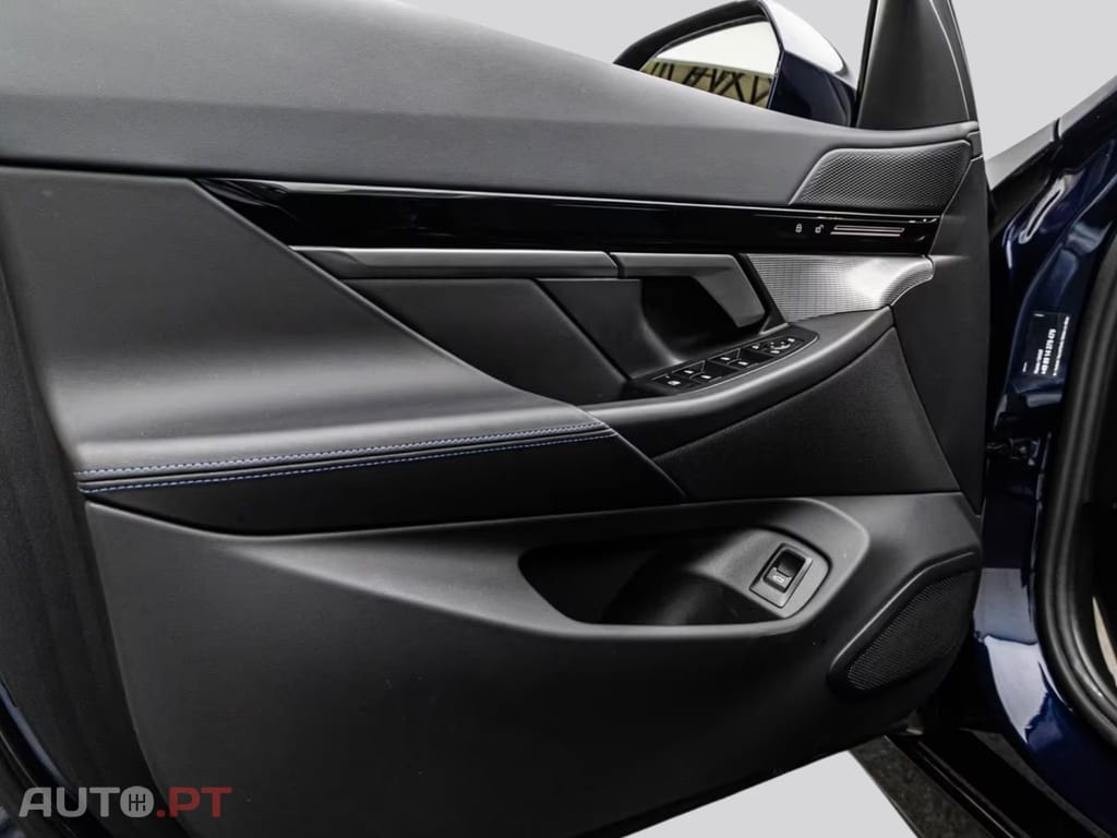 BMW 530 LIMOUSINE M SPORT I.V.A DEDUTIVEL