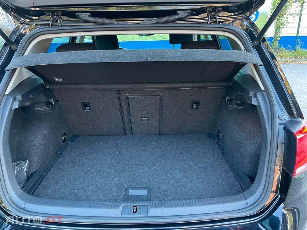 Volkswagen Golf 2.0 TDI BlueMotion DSG Allstar