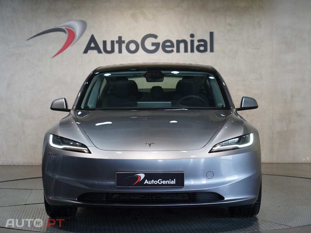 Tesla Model 3 Tração Traseira