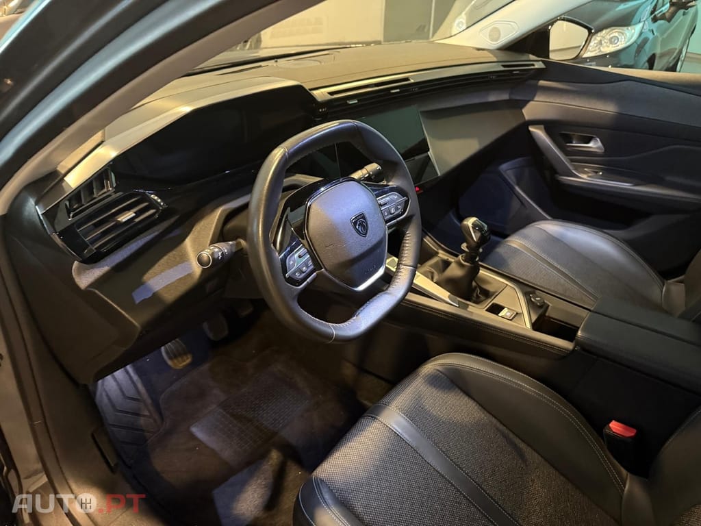 Peugeot 308 1.5 BlueHDi Allure