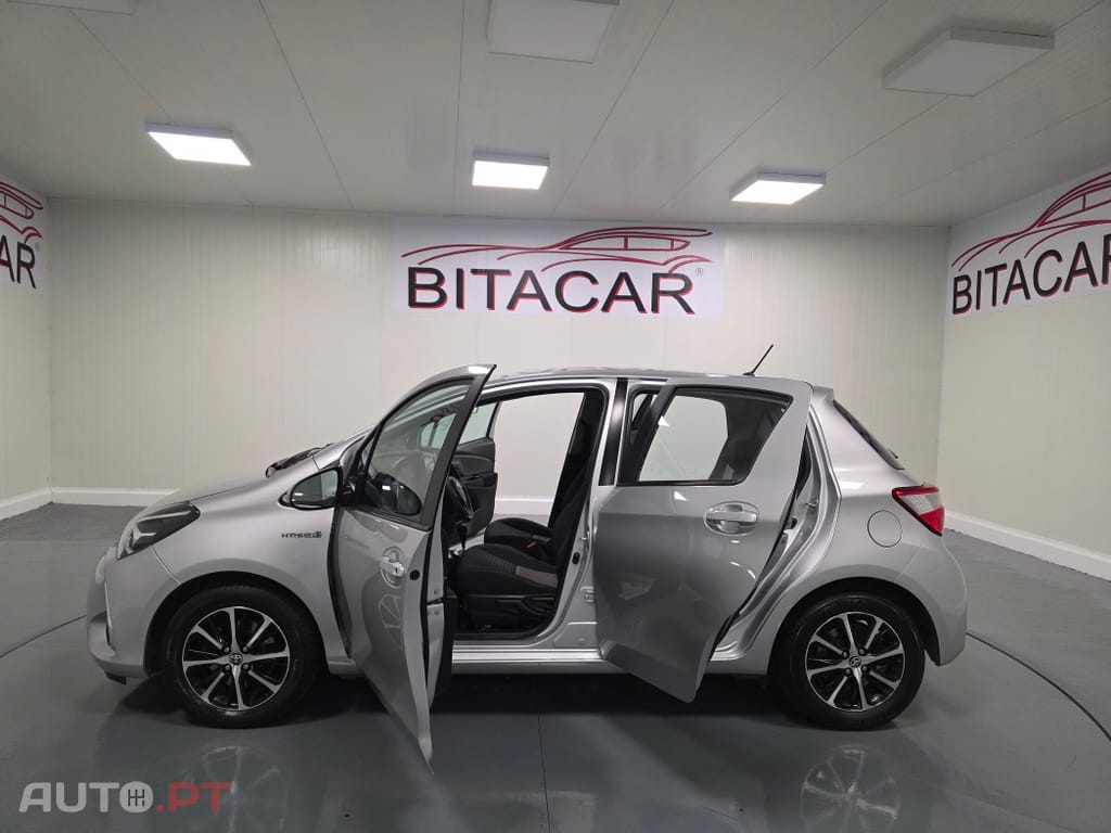 Toyota Yaris HSD Comfort+P.Style