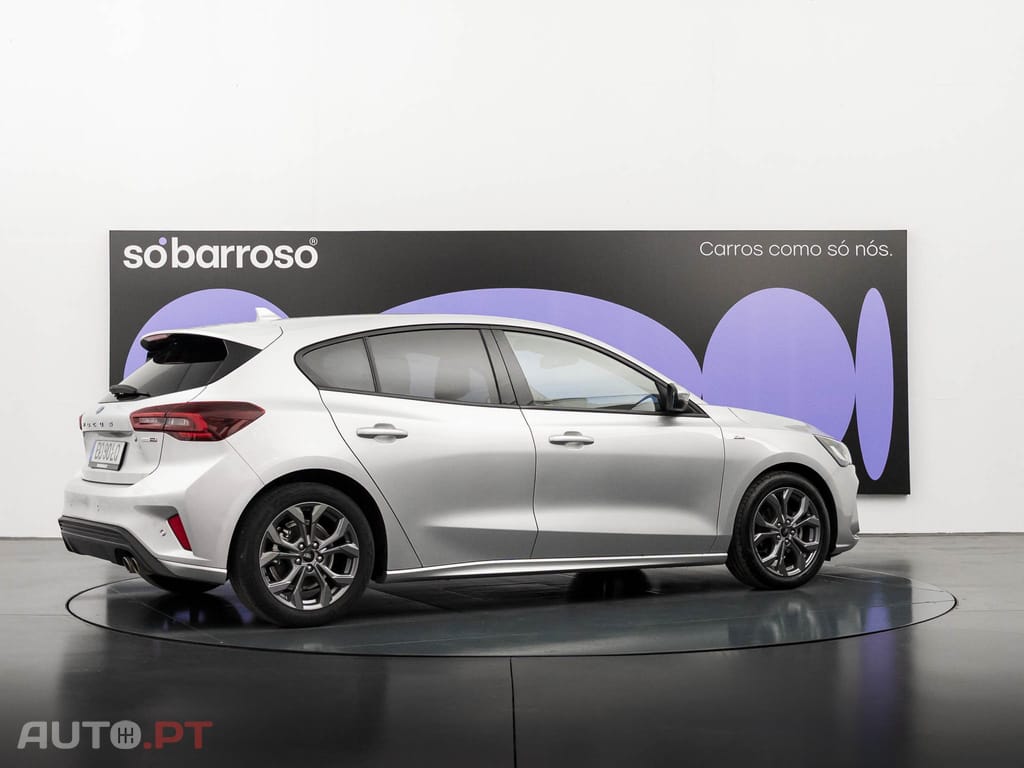 Ford Focus 1.0 EcoBoost MHEV ST-Line