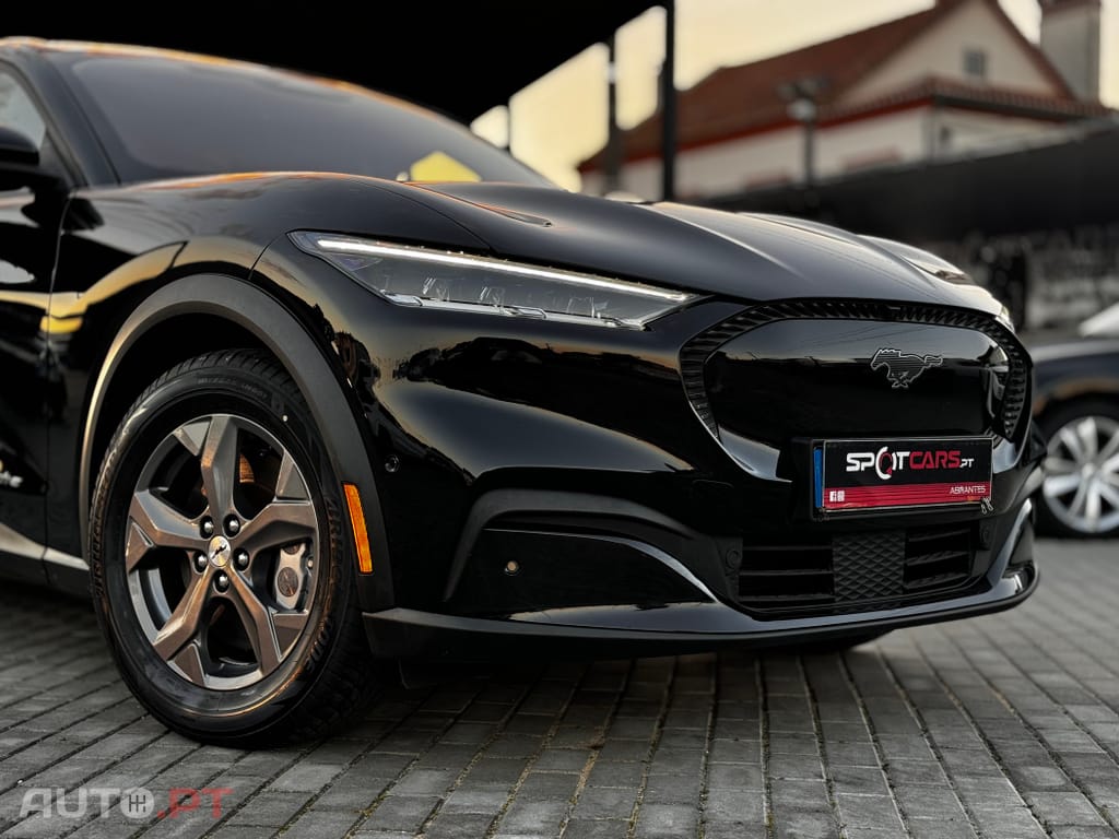 Ford Mustang Mach-E Premium
