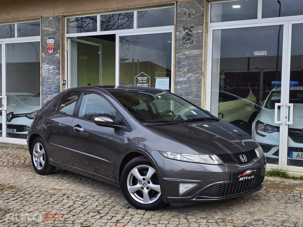 Honda Civic 1.4 i-VTEC Elegance