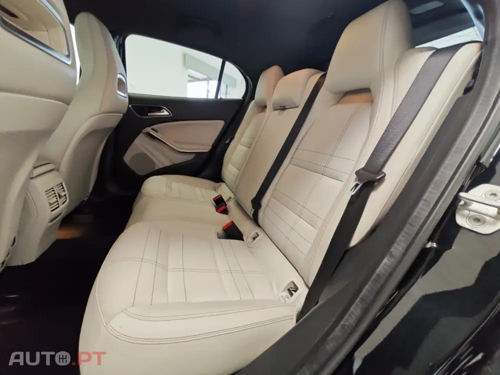 Mercedes-Benz GLA 200 d 4Matic 7G-DCT Urban