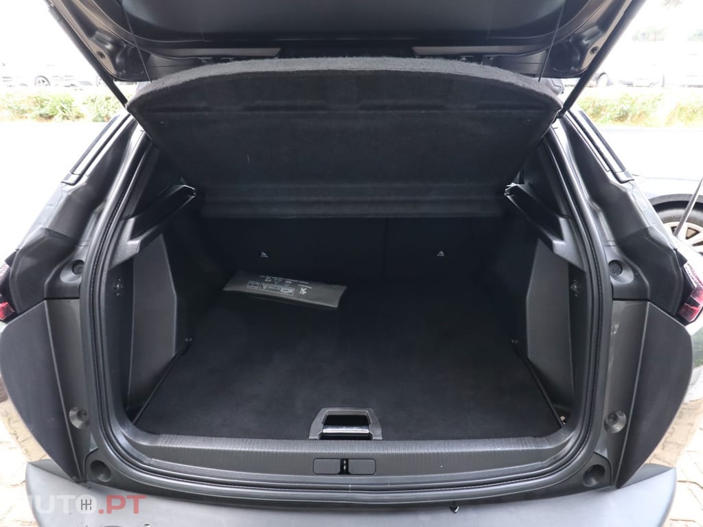 Peugeot 2008 1.5 BlueHDi Allure