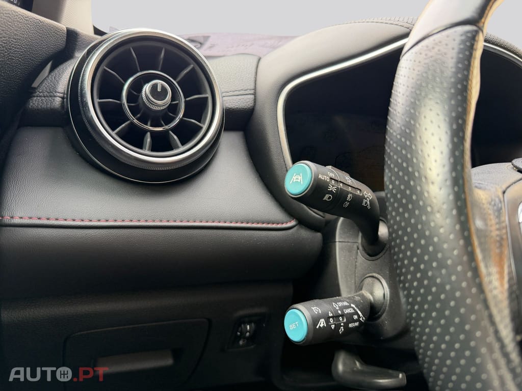 MG EHS PHEV Hybrid Luxury I.V.A DEDUTIVEL